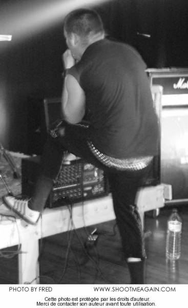 Smash My Radio à Anhée (Salle d'Armes), le 28-05-2005, par Fred — 10 sur 13